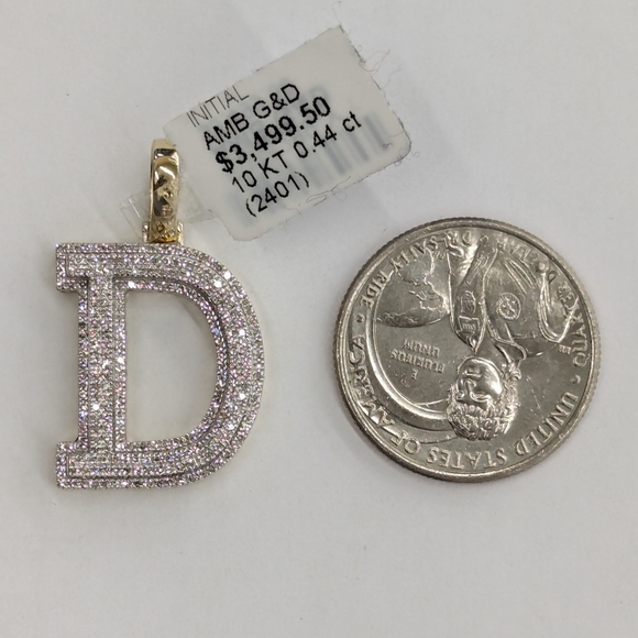 Real Diamond 10kt Gold Initial D Block Letter D Pendant - Picture 7 of 8